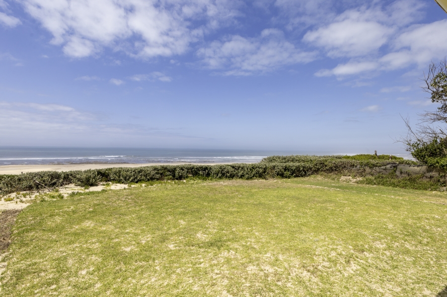 4 Bedroom Property for Sale in Begha Eastern Cape